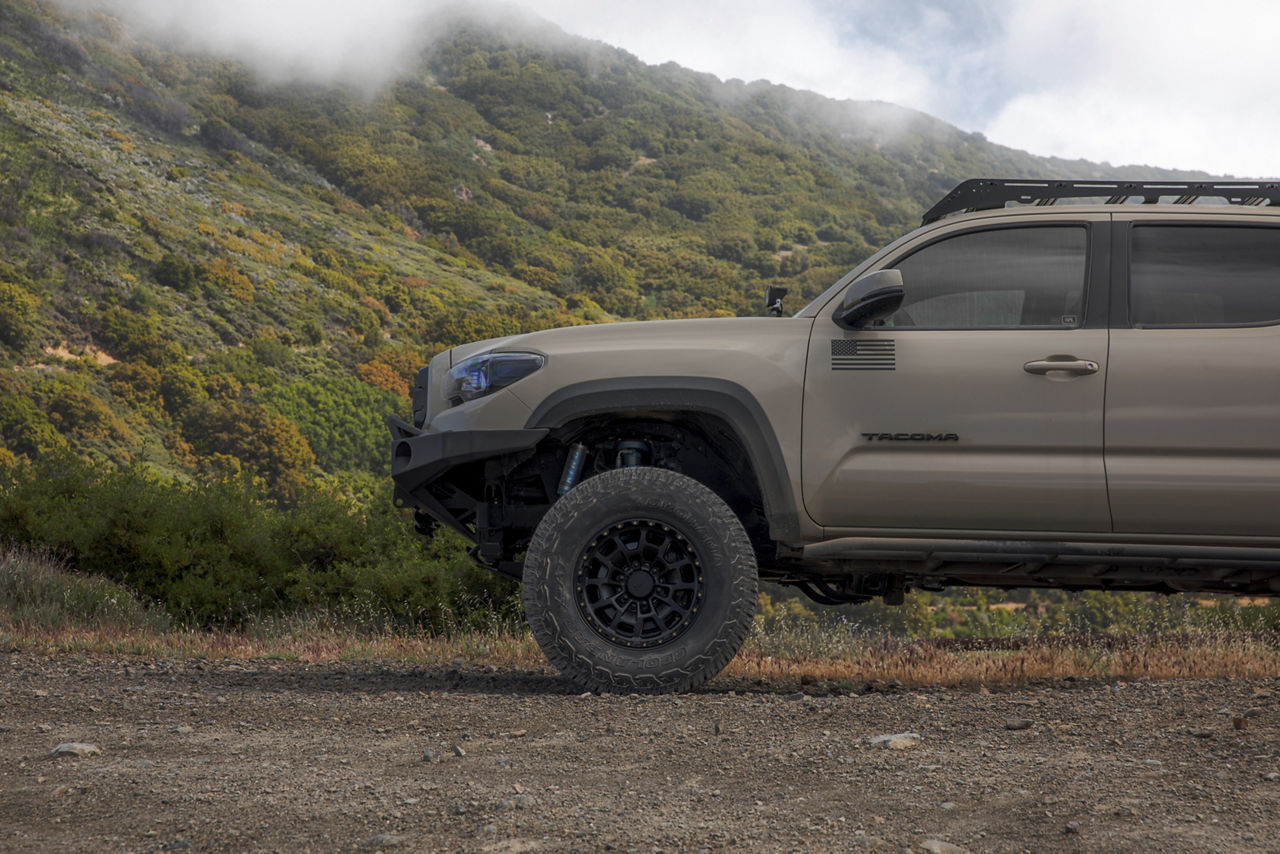 2017 Toyota Tacoma - KMC SUMMIT - Black | Wheel Pros
